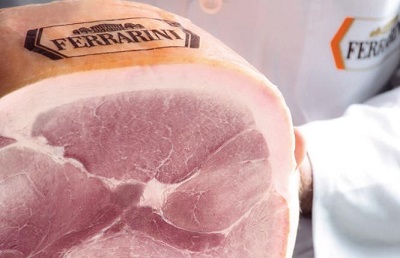 Ferrarini al fianco di Banco Alimentare con una donazione di 30 mila panini