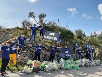 Caffè Borbone a fianco di Plastic Free nella bonifica della foce del Garigliano