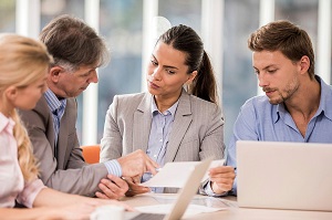 Retribuzioni più basse per le donne