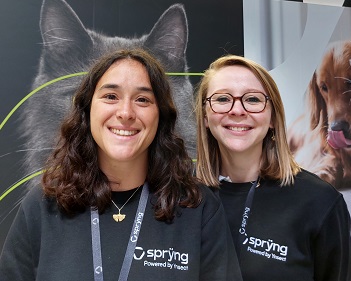 Gli insetti Sprÿng per l'industria del petfood