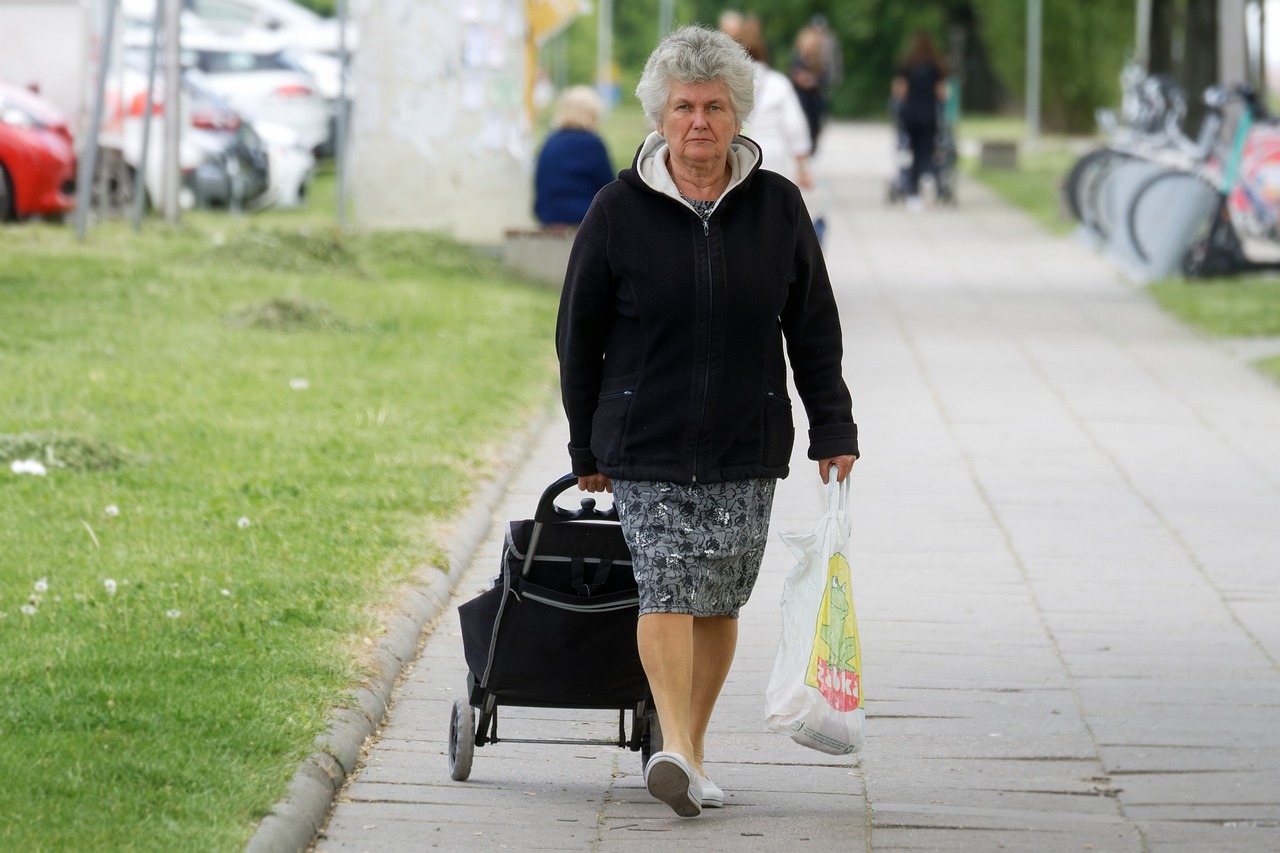 Gli over 55 trainano i beni di largo consumo